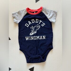 Gap|Baby boy organic cotton short sleeve bodysuit •••Daddy’s Wingman,humor/silly